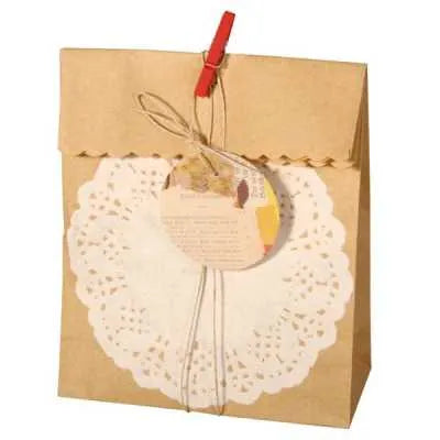 Gift bag set, 4 bags plus ribbon, paper decoration and clip